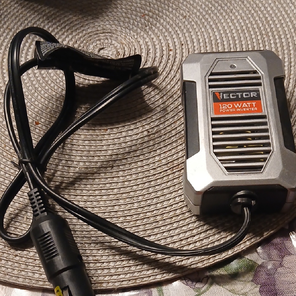 Silver Power Inverter Charger